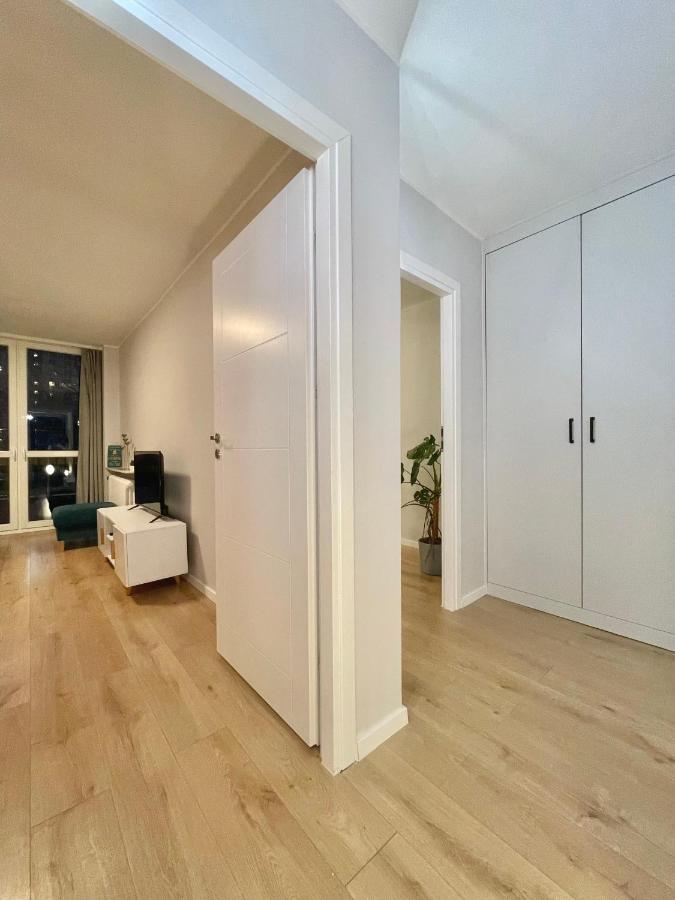 Apartament Przy Atrium, Stacja Metra Rondo Onz Varşovia Exterior foto