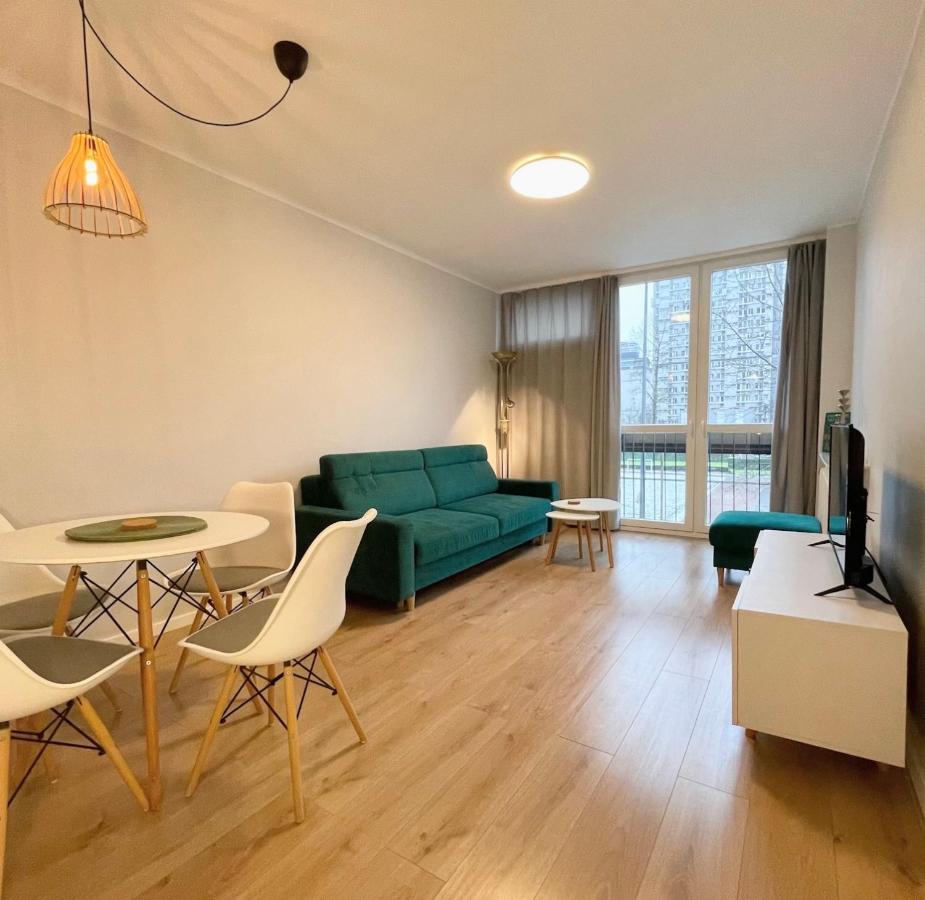 Apartament Przy Atrium, Stacja Metra Rondo Onz Varşovia Exterior foto